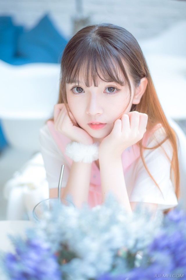 “嘭~”